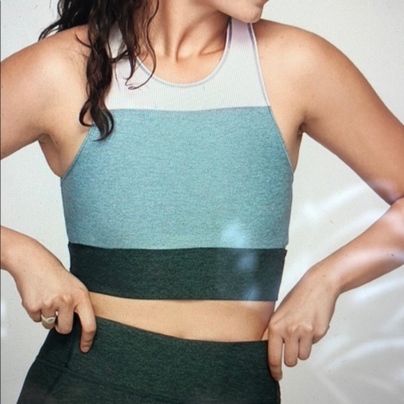 Outdoor Voices Tri-Tone Slashback Crop Top - Picture 1 of 5